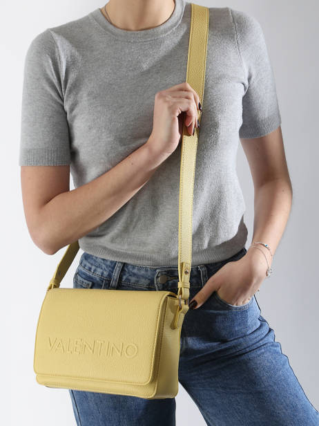 Sac BandouliÃ¨re Rised Re Valentino Jaune rised re VBS8P909 vue secondaire 1